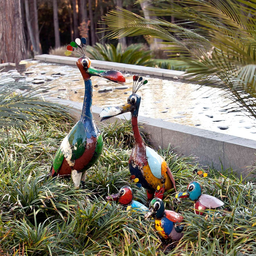 Think Outside Sculptures | Barb The Mother Bird